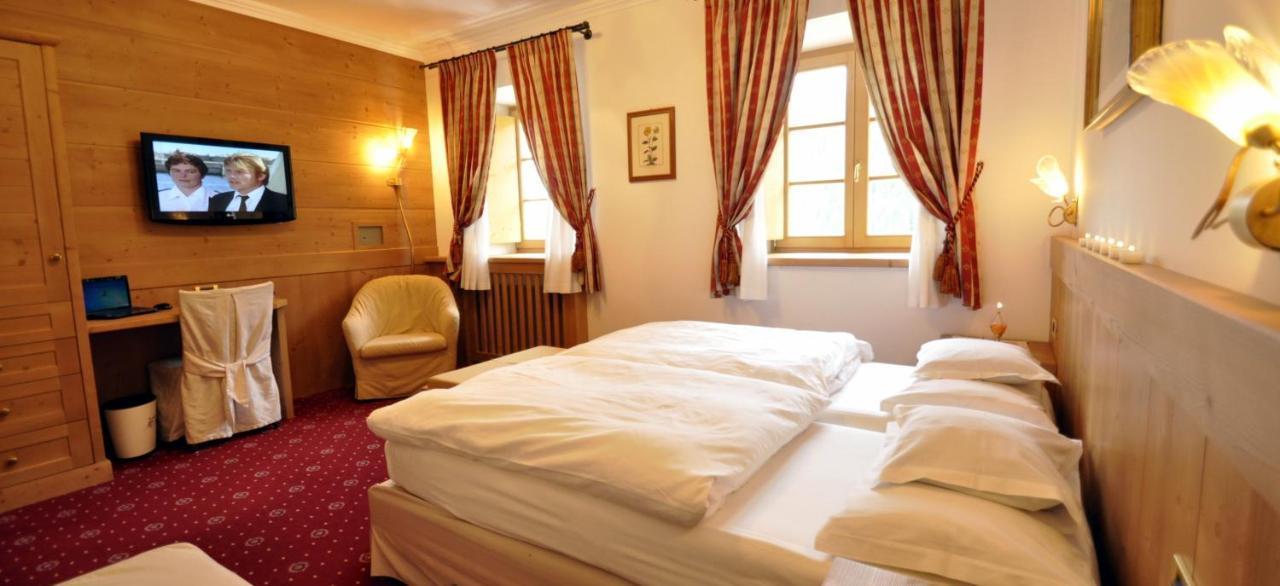 Hotel Al Forte Arabba Exteriör bild