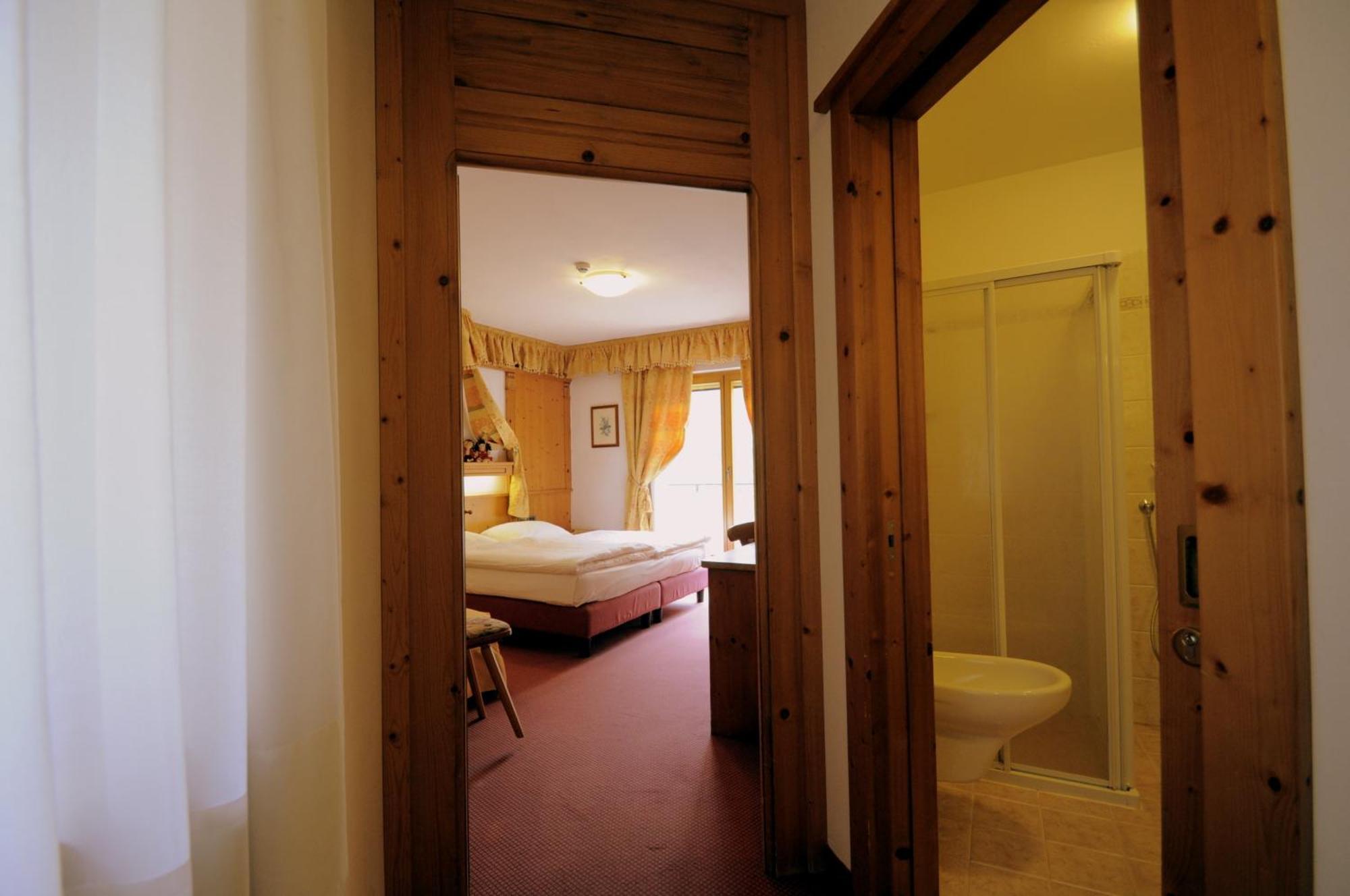 Hotel Al Forte Arabba Exteriör bild
