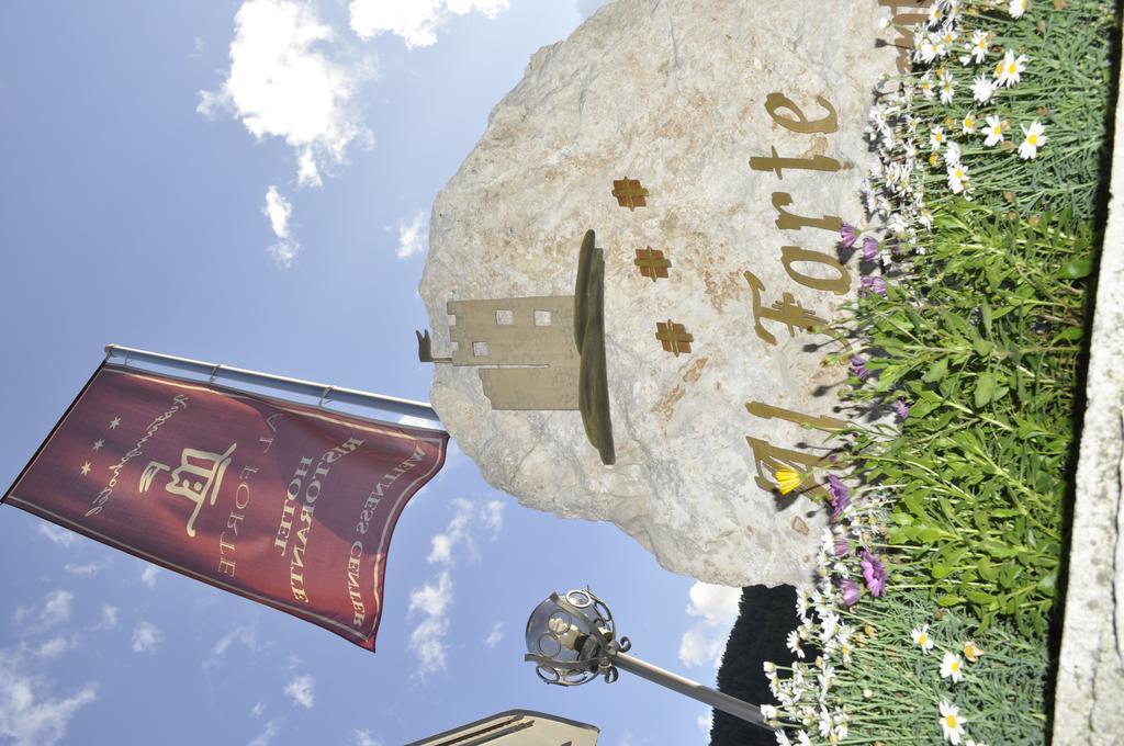 Hotel Al Forte Arabba Exteriör bild