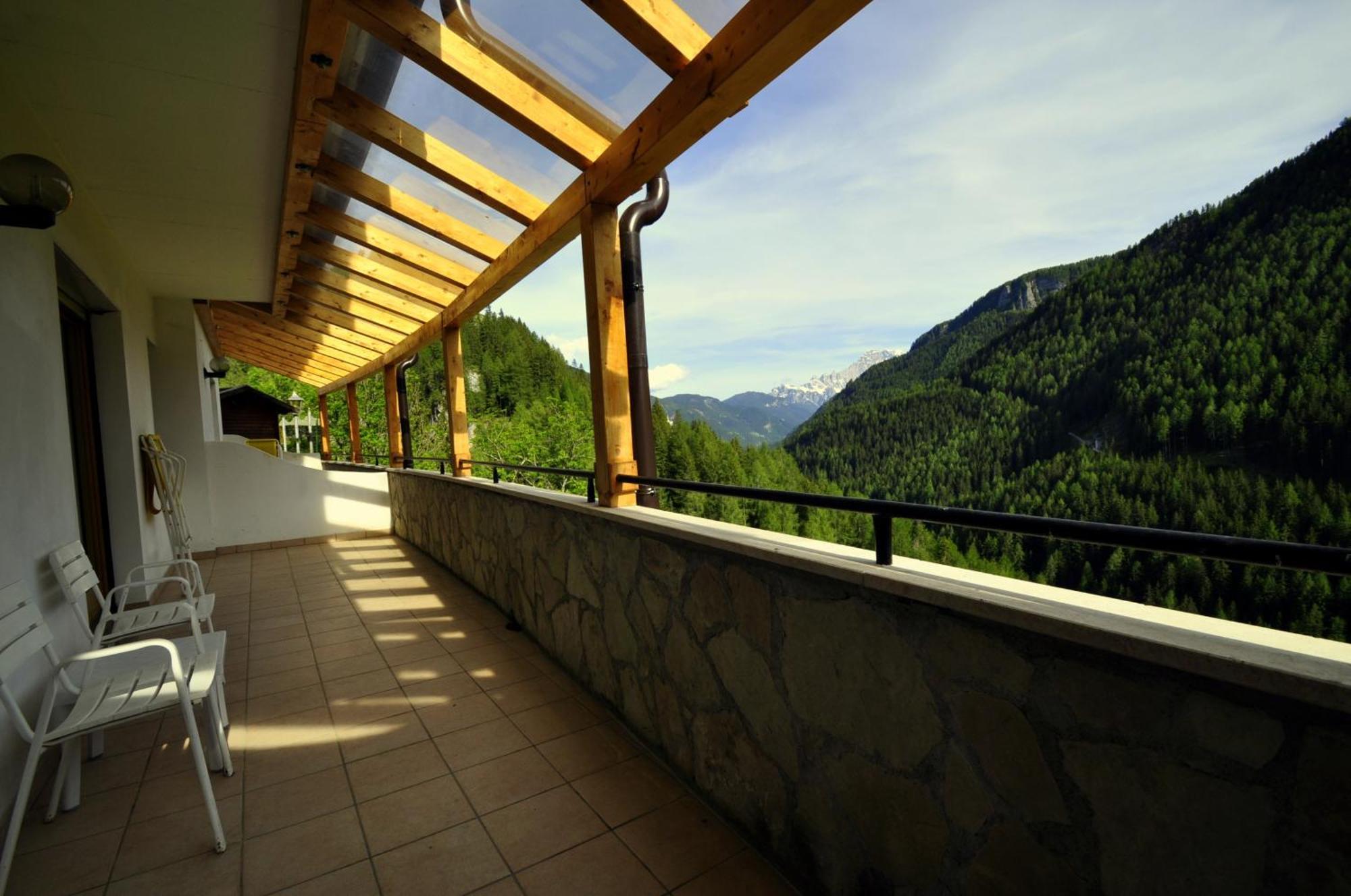 Hotel Al Forte Arabba Exteriör bild