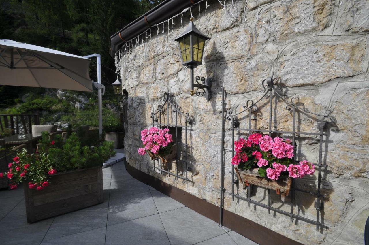 Hotel Al Forte Arabba Exteriör bild